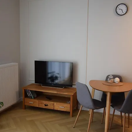 Apartment Warsaw Break Ii *